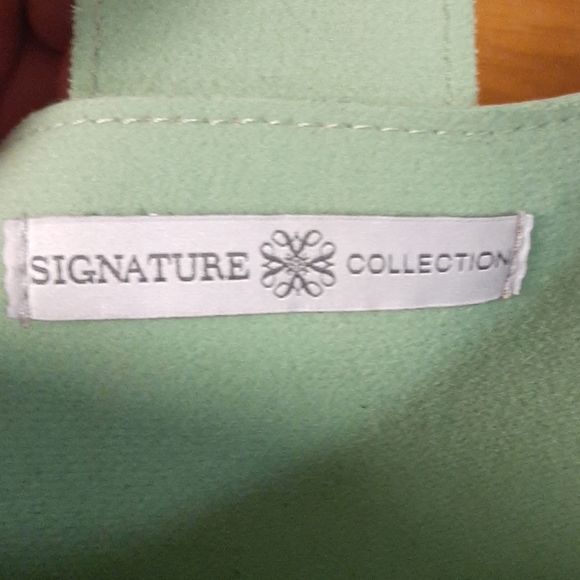 Signature Collection Bag - Picture 3 of 7